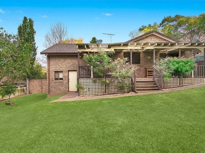 27 KAPALA AVENUE, Bradbury NSW 2560