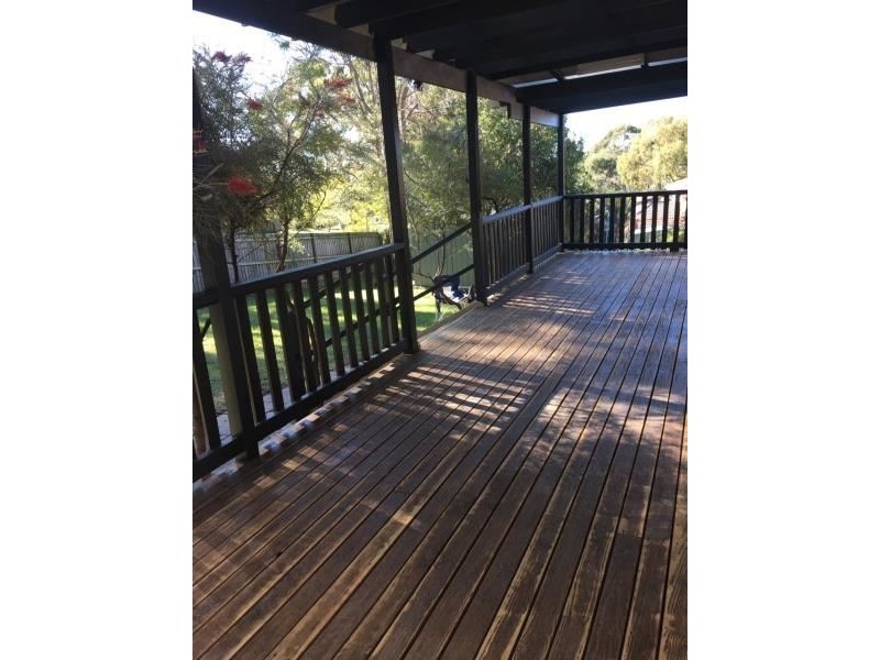 27 KAPALA AVENUE, Bradbury NSW 2560