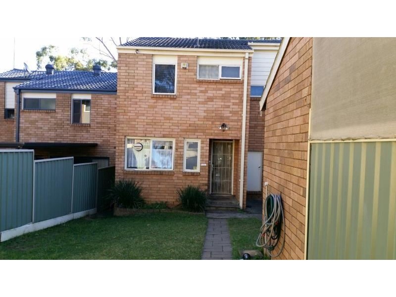 9 Park Row, Bradbury NSW 2560