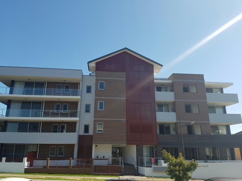 13/54 Santana Road, Campbelltown NSW 2560