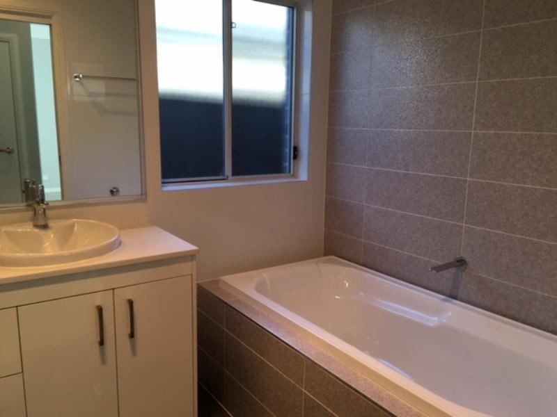 9 Junee Street, Gregory Hills NSW 2557