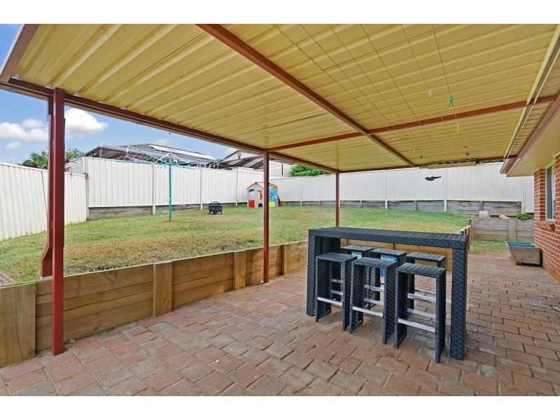 10 HURRICANE DRIVE, Raby NSW 2566