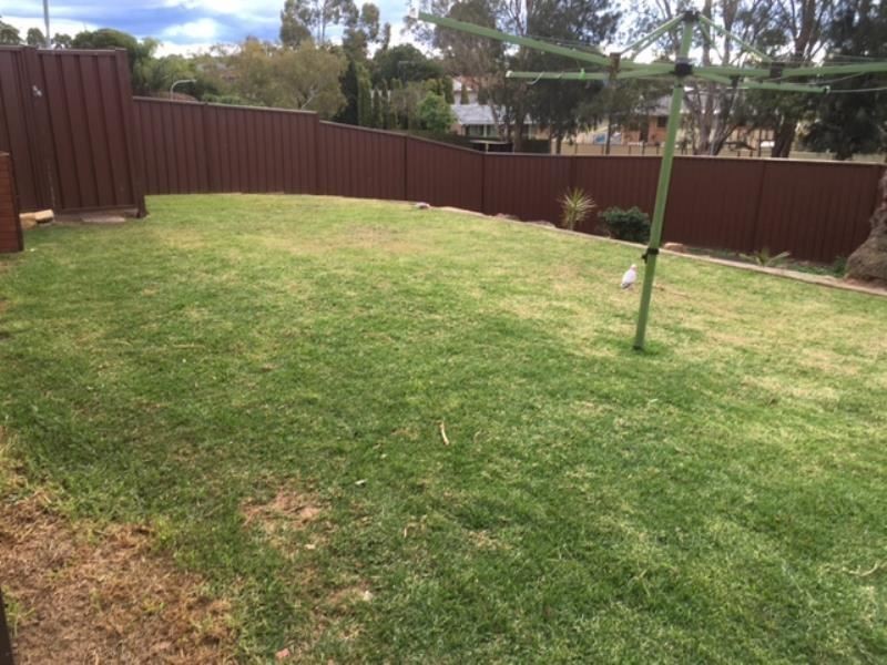 1 CLAUDIUS PLACE, Rosemeadow NSW 2560