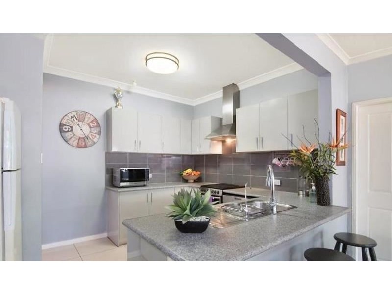 5 Ronald Street, Campbelltown NSW 2560