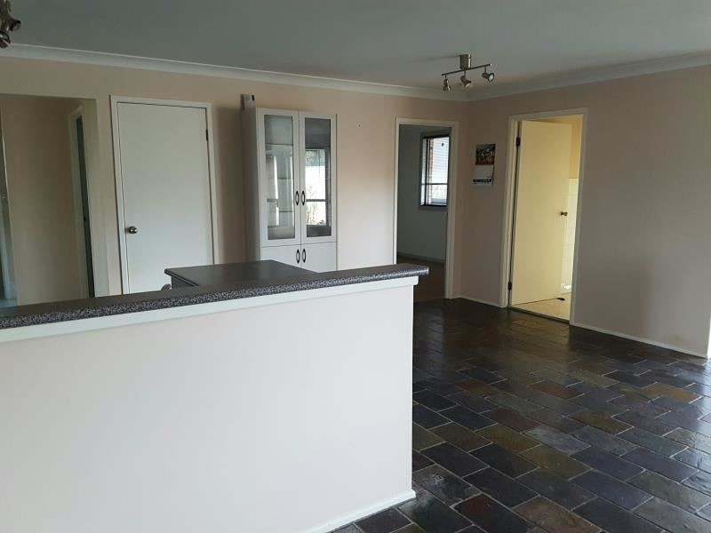 49 ROBSON CRESCENT, St Helens Park NSW 2560