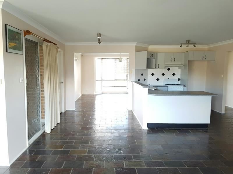 49 ROBSON CRESCENT, St Helens Park NSW 2560