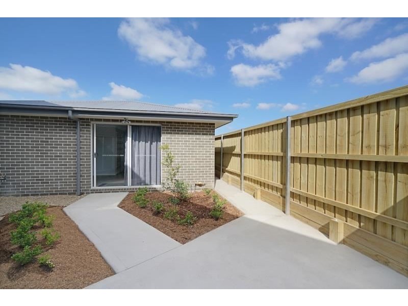 5A Nano Place, Campbelltown NSW 2560