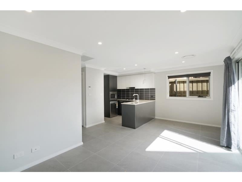 5A Nano Place, Campbelltown NSW 2560