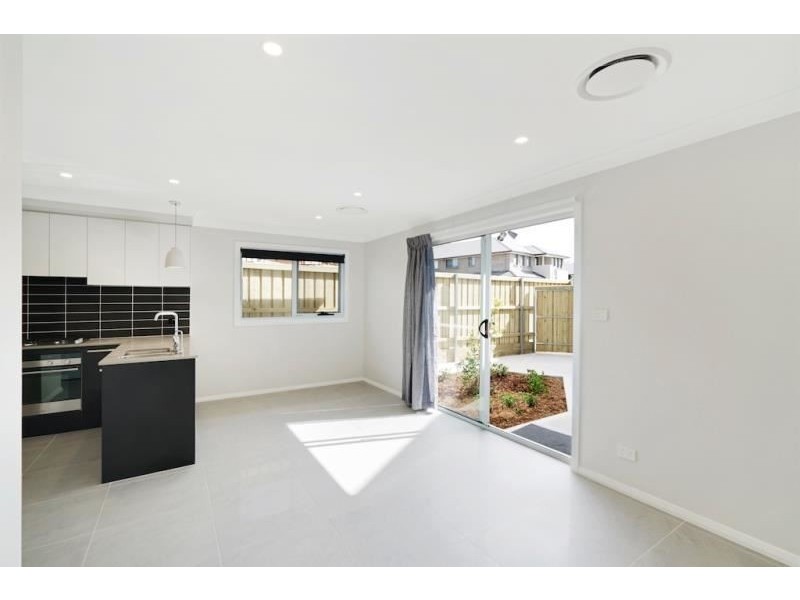 5A Nano Place, Campbelltown NSW 2560