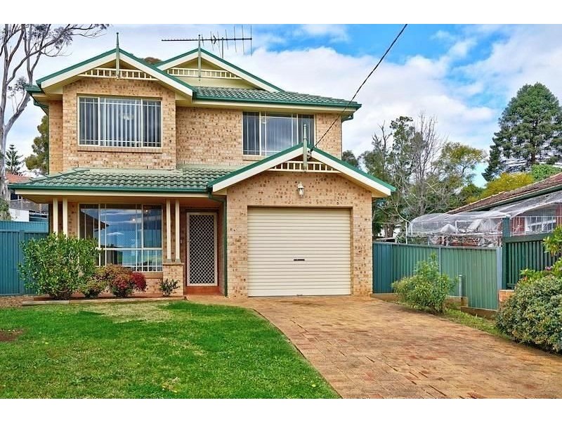 7 HAMMOND PLACE, Campbelltown NSW 2560