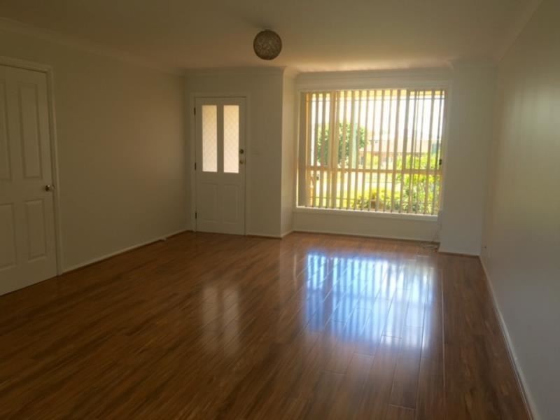7 HAMMOND PLACE, Campbelltown NSW 2560