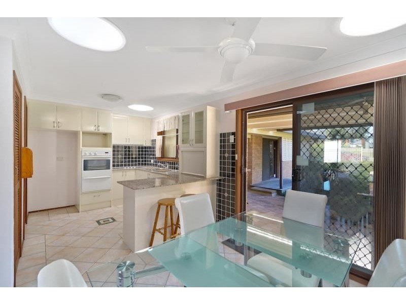 16 OLD KENT ROAD, Ruse NSW 2560