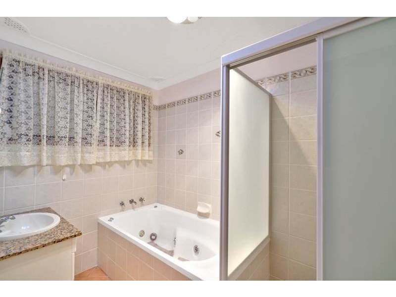 16 OLD KENT ROAD, Ruse NSW 2560