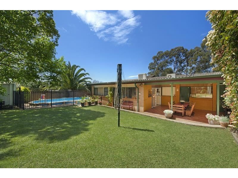 38 EVERGREEN AVENUE, Bradbury NSW 2560