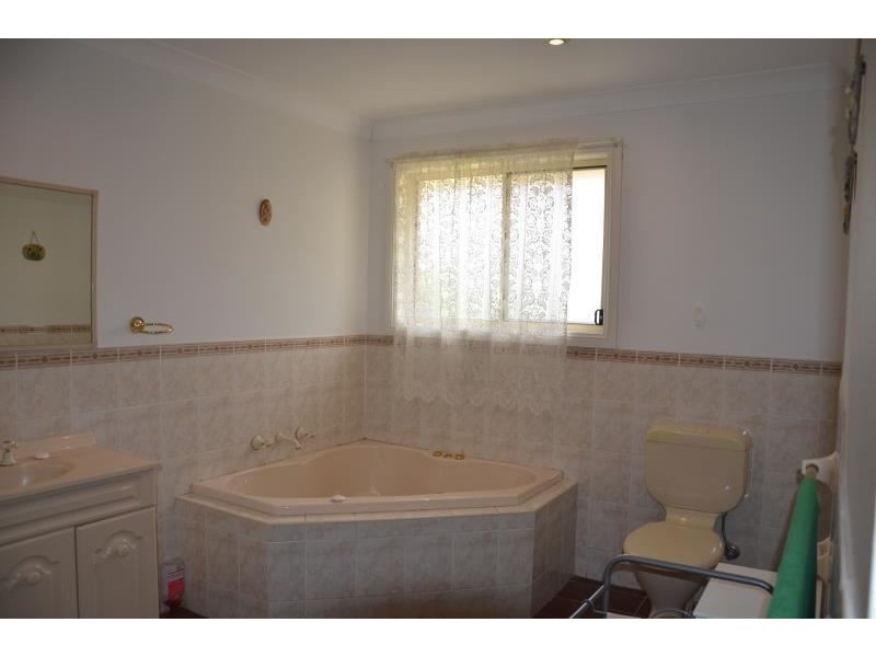 29 Bransby Place, Mount Annan NSW 2567