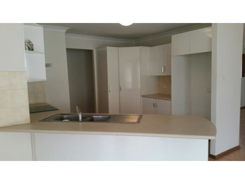 59 Baynton Place, St Helens Park NSW 2560