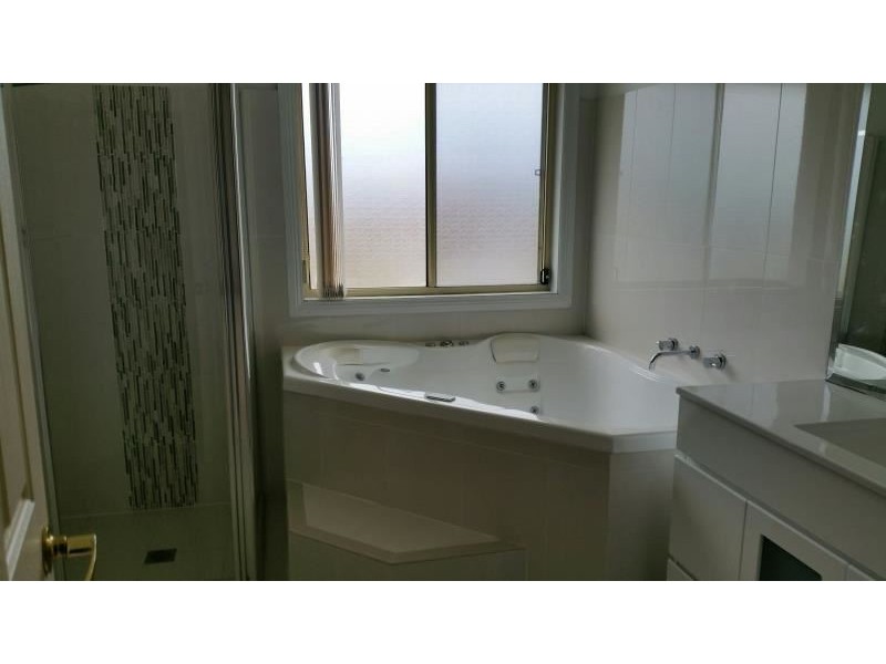59 Baynton Place, St Helens Park NSW 2560