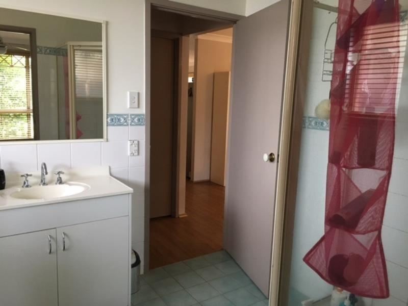 24 MEREDITH CRESCENT, St Helens Park NSW 2560