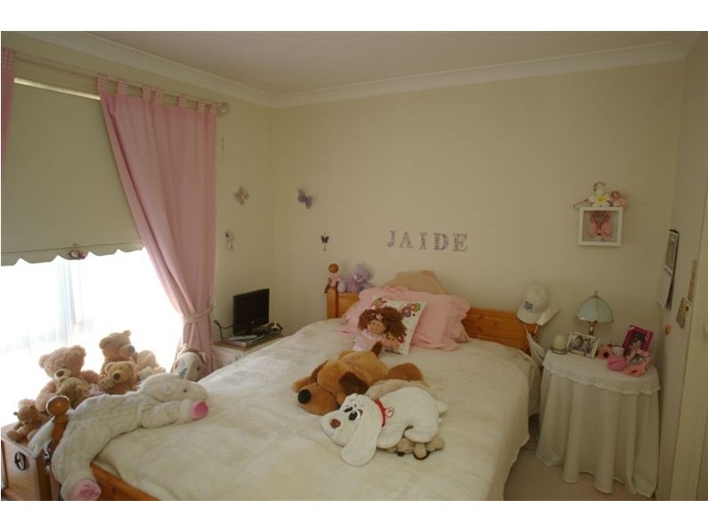 14 Gunning Close, Prestons NSW 2170