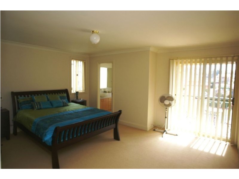 20 Lakeland Circuit, Harrington Park NSW 2567