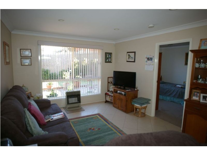 18 Parkside Circuit, Currans Hill NSW 2567