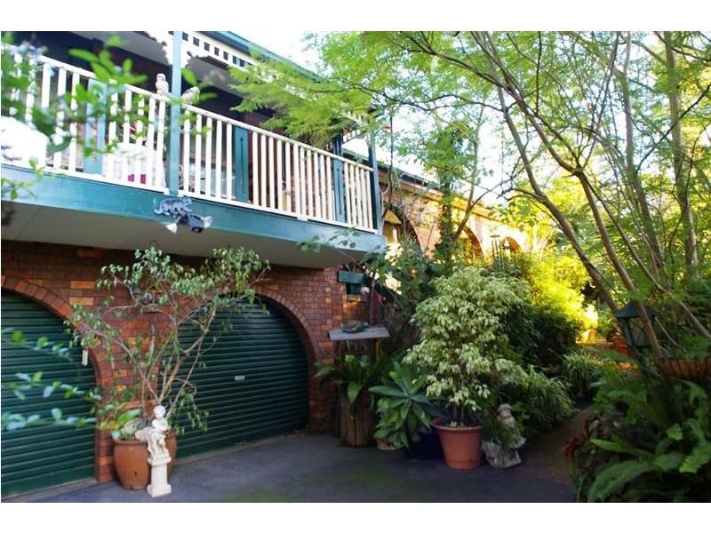 18 Townson Avenue, Leumeah NSW 2560