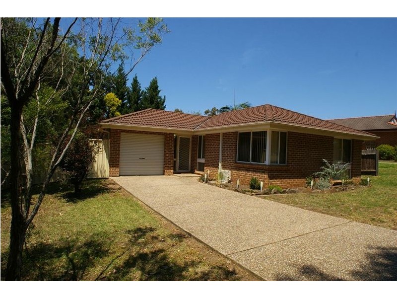 24 Manning Place, Currans Hill NSW 2567