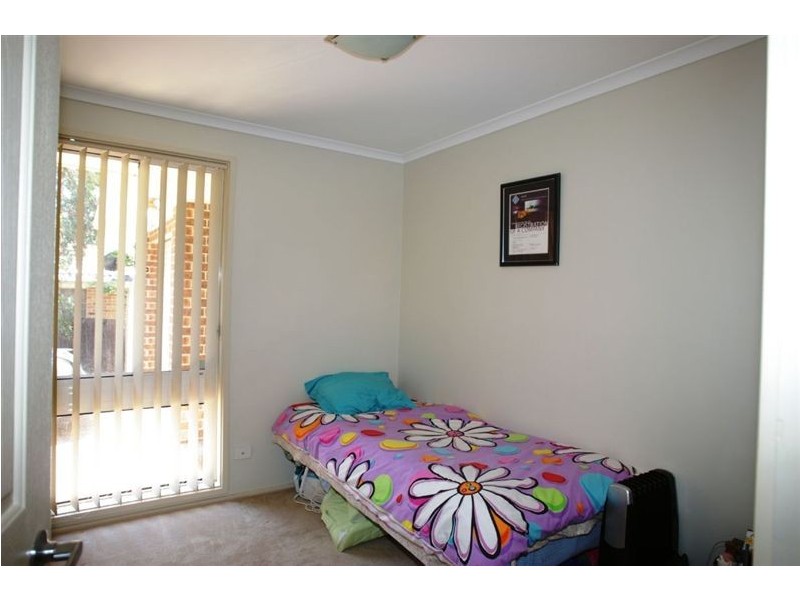 24 Manning Place, Currans Hill NSW 2567