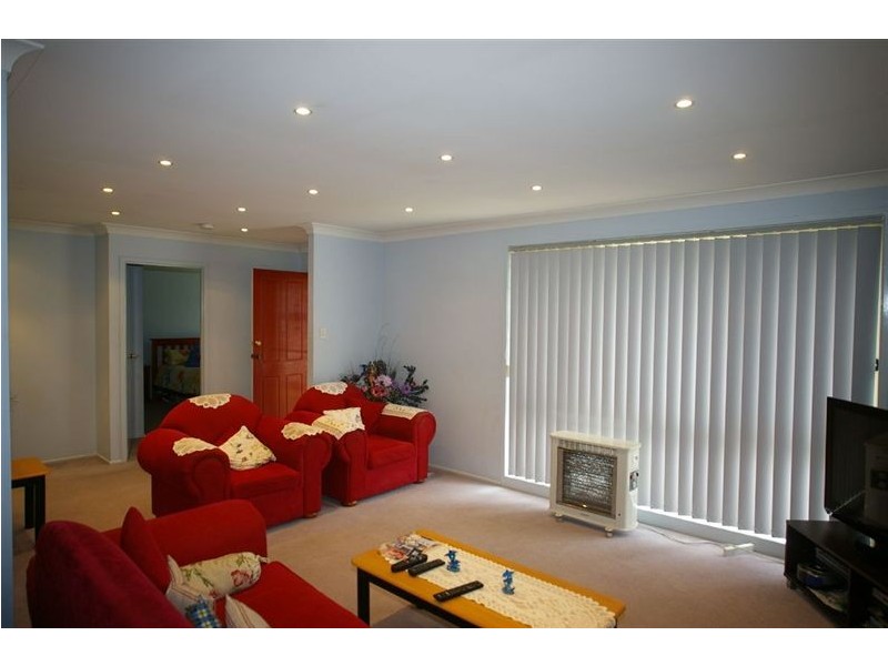 32 Montgomery Circuit, Narellan Vale NSW 2567