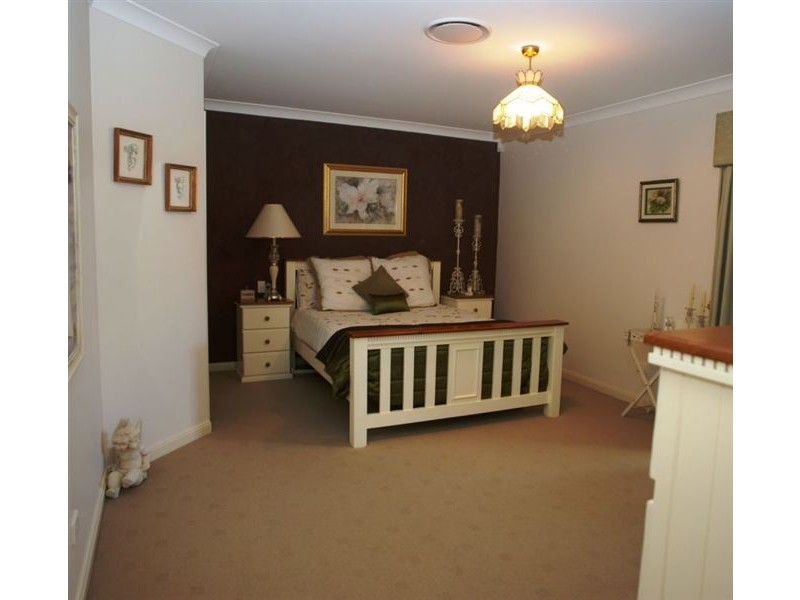 2 Geary place, Elderslie NSW 2570