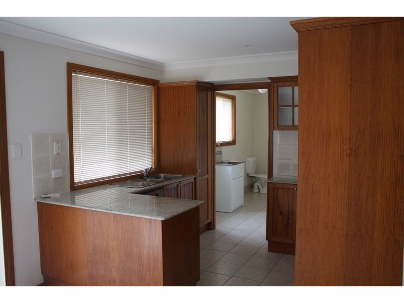 2/19-21 Murrandah Avenue, Camden South NSW 2570