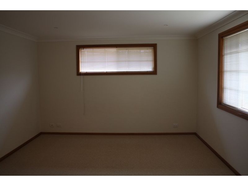 2/19-21 Murrandah Avenue, Camden South NSW 2570