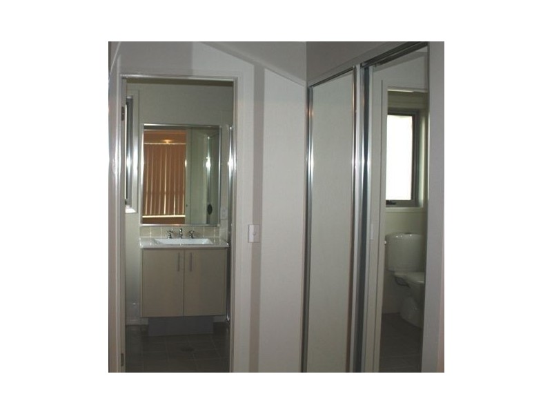 96 Minorca Circuit, Spring Farm NSW 2570