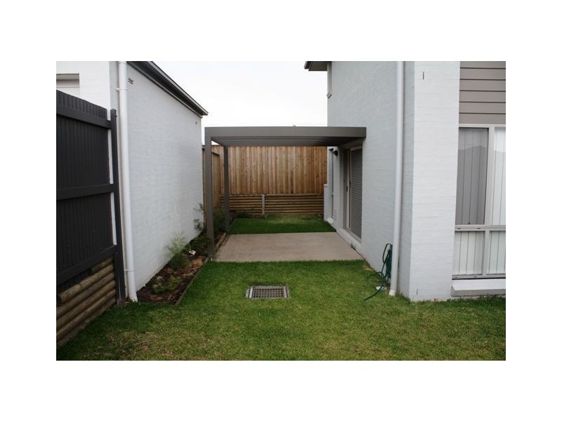 96 Minorca Circuit, Spring Farm NSW 2570