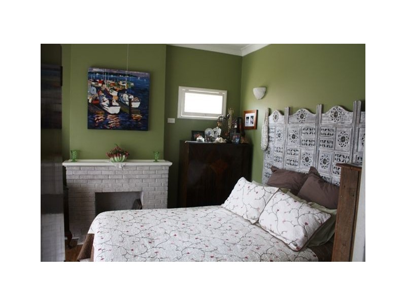 120 Lindesay Street, Campbelltown NSW 2560