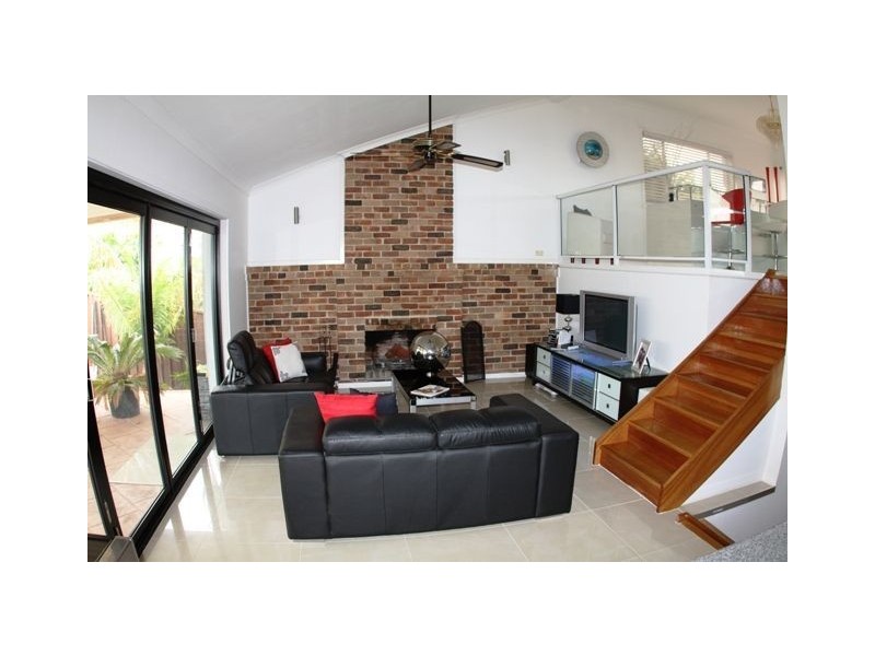 12 Somercotes Close, Glen Alpine NSW 2560