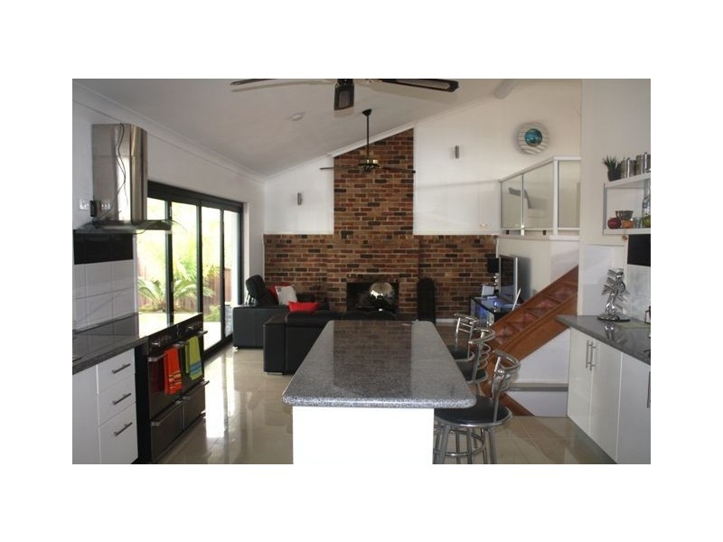 12 Somercotes Close, Glen Alpine NSW 2560