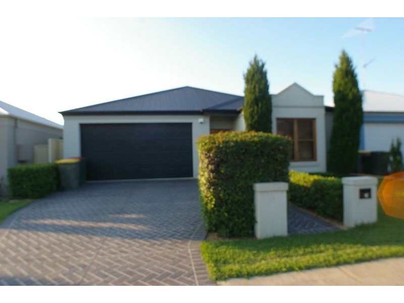 9a Mason Drive, Harrington Park NSW 2567