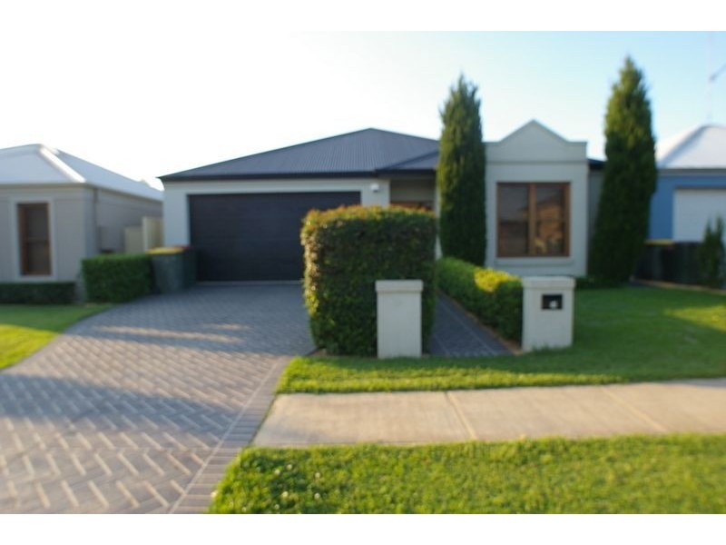 9a Mason Drive, Harrington Park NSW 2567