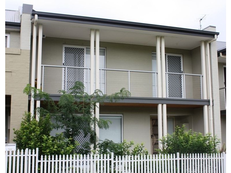 4 Gilbert Street, Elderslie NSW 2570