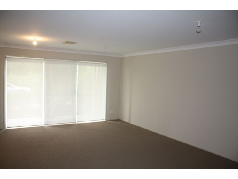 4 Gilbert Street, Elderslie NSW 2570