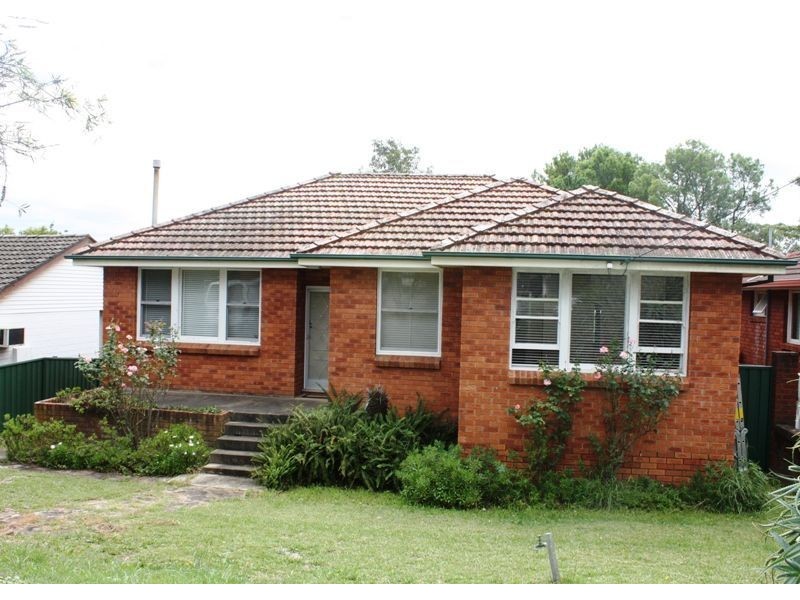 9 Turimetta Avenue, Leumeah NSW 2560