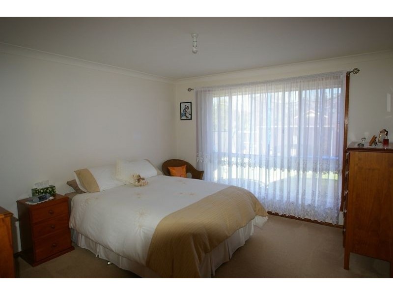 2 Ashford Circuit, Currans Hill NSW 2567