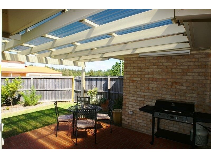2 Ashford Circuit, Currans Hill NSW 2567