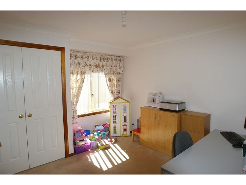 2 Ashford Circuit, Currans Hill NSW 2567