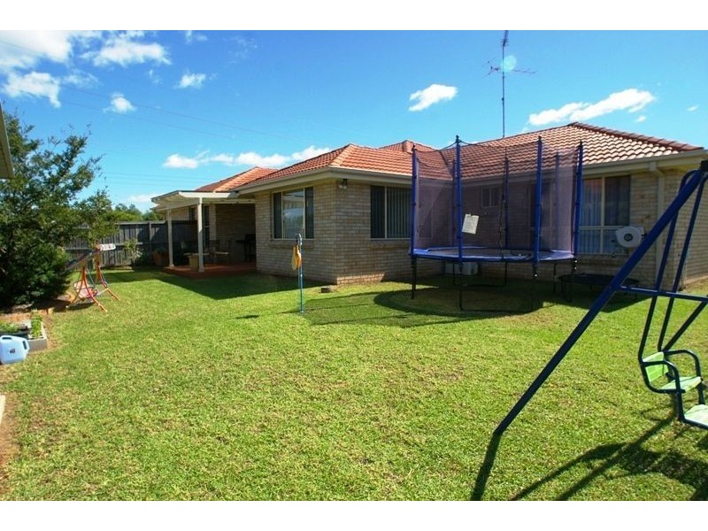 2 Ashford Circuit, Currans Hill NSW 2567