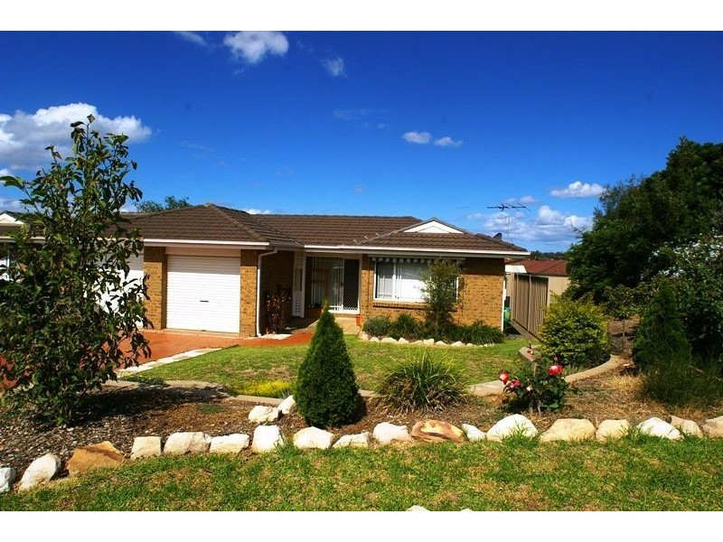 2/3 Gayline Drive, Mount Annan NSW 2567