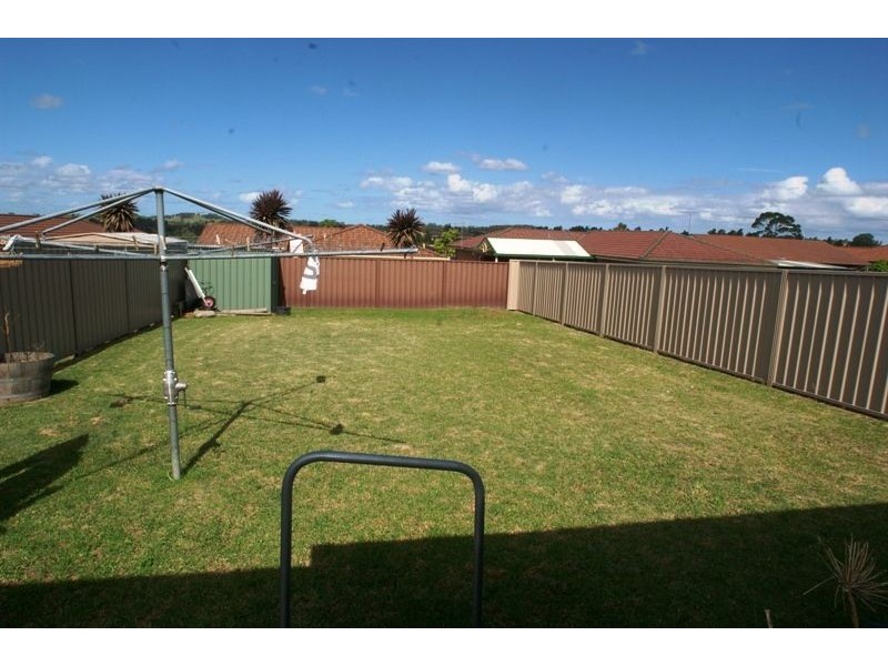 2/3 Gayline Drive, Mount Annan NSW 2567