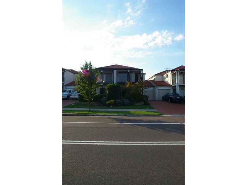 185 Waterworth Drive, Mount Annan NSW 2567