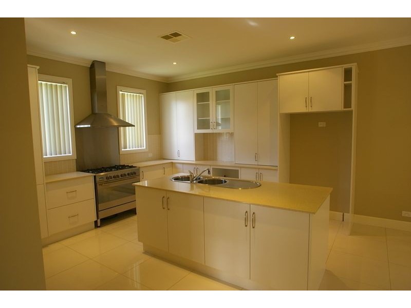 9 Ohflsen Place, Harrington Park NSW 2567